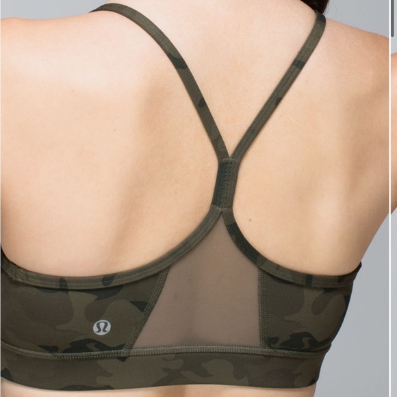 EUC Lululemon Flow Y Bra IV Fatigue Green Savasana Camo 20 cm- Size 8 - Picture 4 of 11